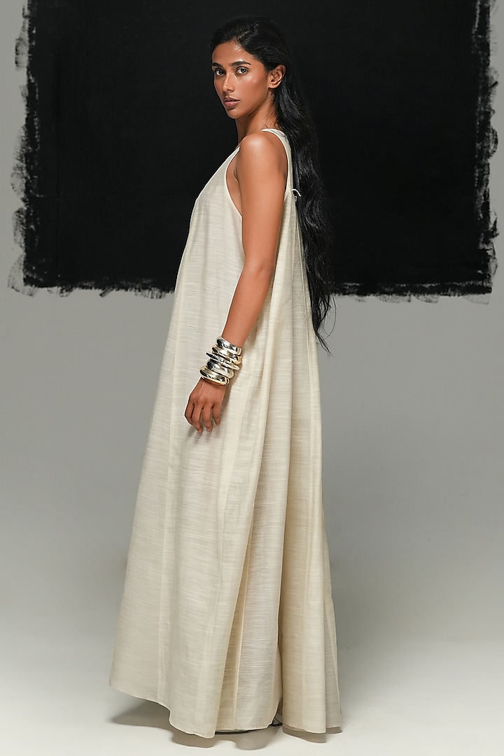 Shell-Colored Cotton SIlk Panelled Vacation Dress by Urvashi Kaur at Pernia's Pop Up Shop