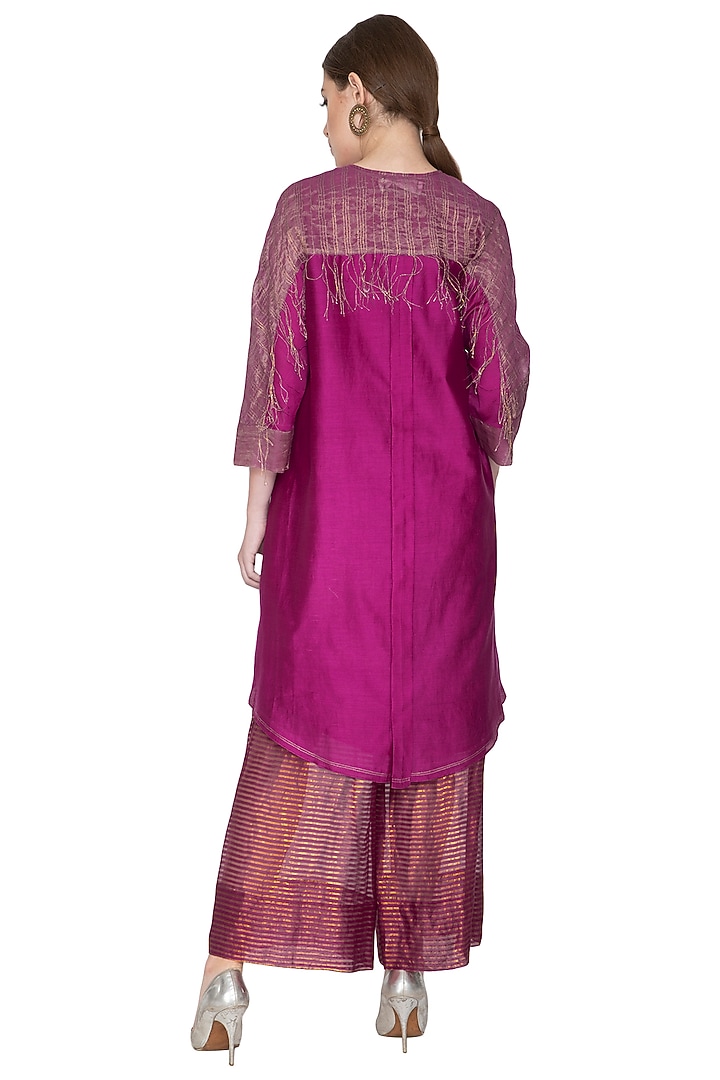 Fuchsia Embellished Oversized Tunic by Urvashi Kaur at Pernia's Pop Up Shop