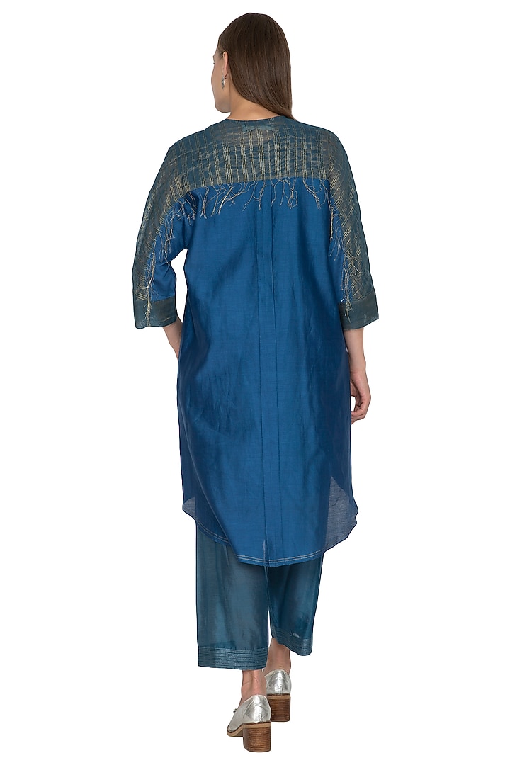 Blue Embellished Oversized Tunic by Urvashi Kaur at Pernia's Pop Up Shop