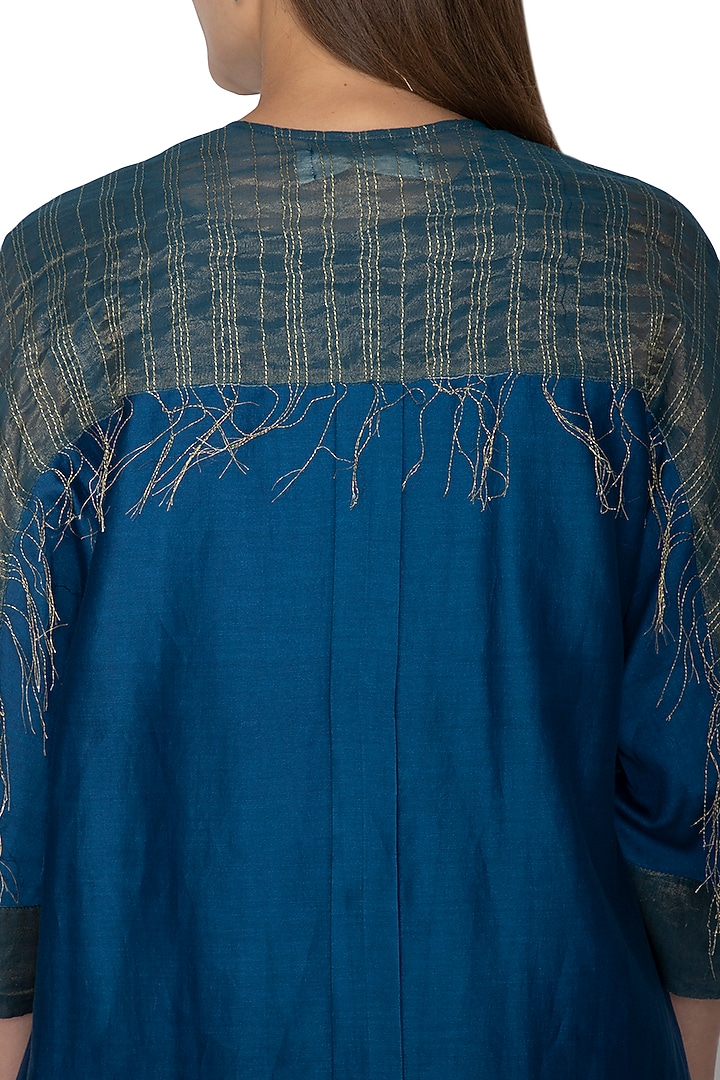 Blue Embellished Oversized Tunic by Urvashi Kaur at Pernia's Pop Up Shop