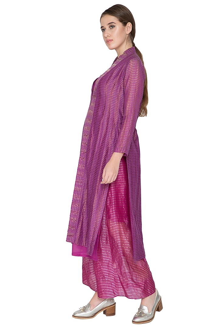 Fuchsia Zari Embellished Jacket by Urvashi Kaur at Pernia's Pop Up Shop