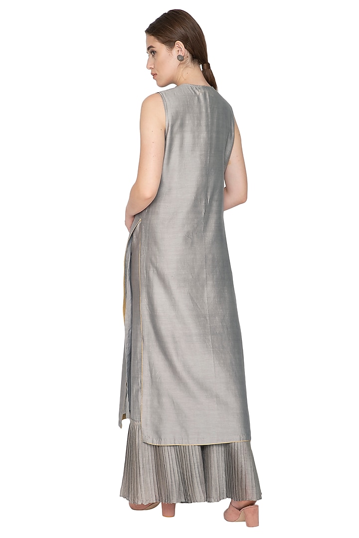 Grey Chanderi Silk Pleated Pants by Urvashi Kaur at Pernia's Pop Up Shop