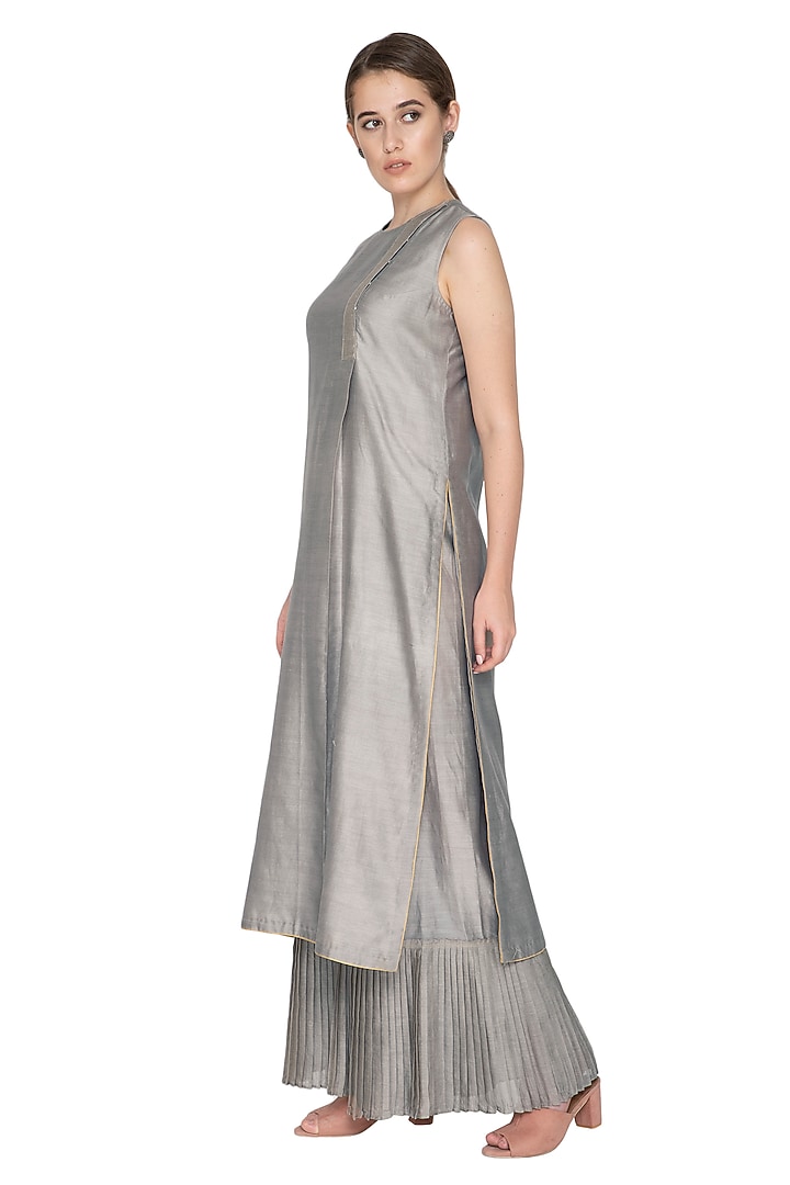 Grey Chanderi Silk Pleated Pants by Urvashi Kaur at Pernia's Pop Up Shop