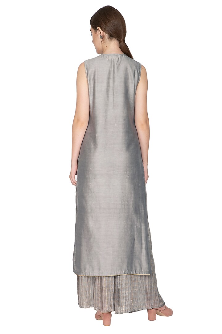 Grey Stripe Kota Silk Pleated Pants by Urvashi Kaur at Pernia's Pop Up Shop