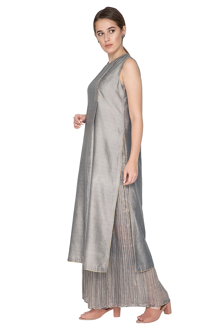 Grey Stripe Kota Silk Pleated Pants by Urvashi Kaur at Pernia's Pop Up Shop