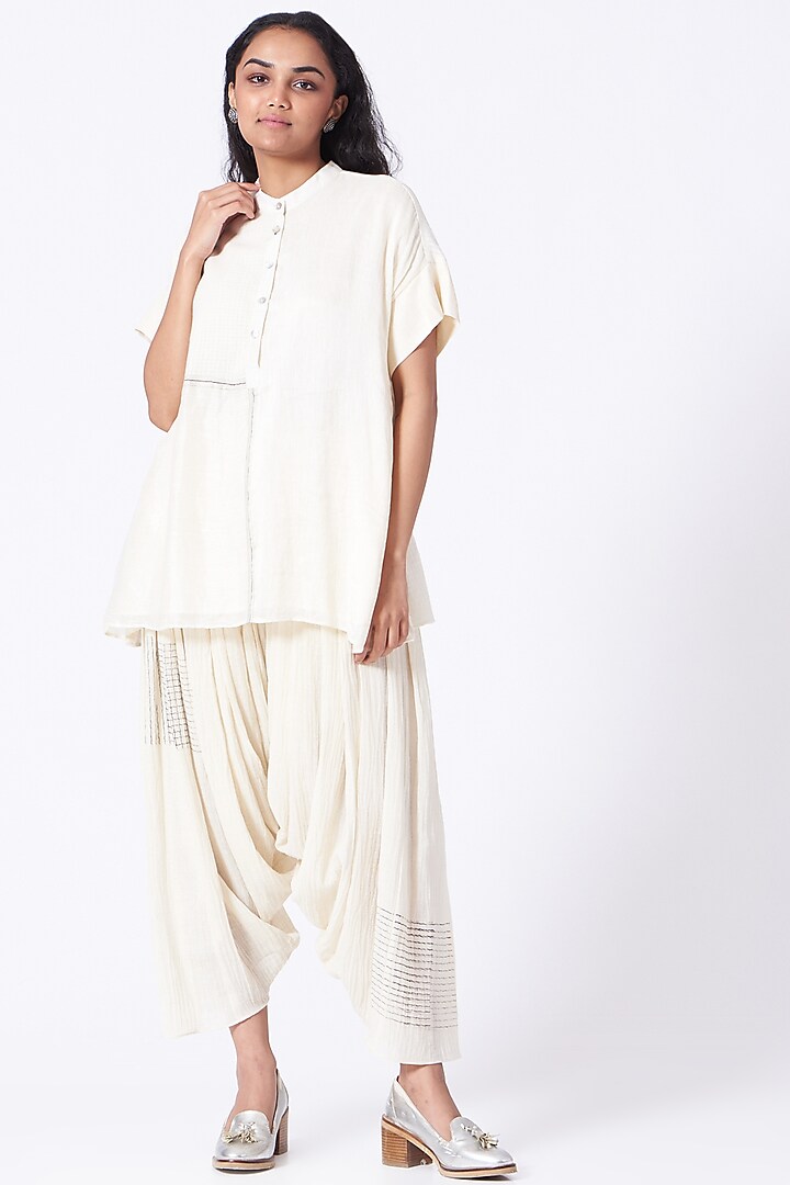 Antique White Linen Silk Paneled Top by Urvashi Kaur at Pernia's Pop Up Shop