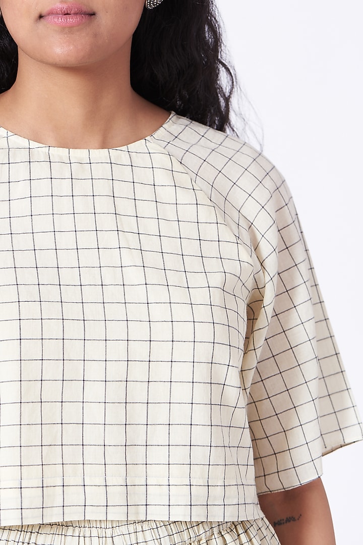 Antique White Cotton Checkered Pants by Urvashi Kaur at Pernia's Pop Up Shop