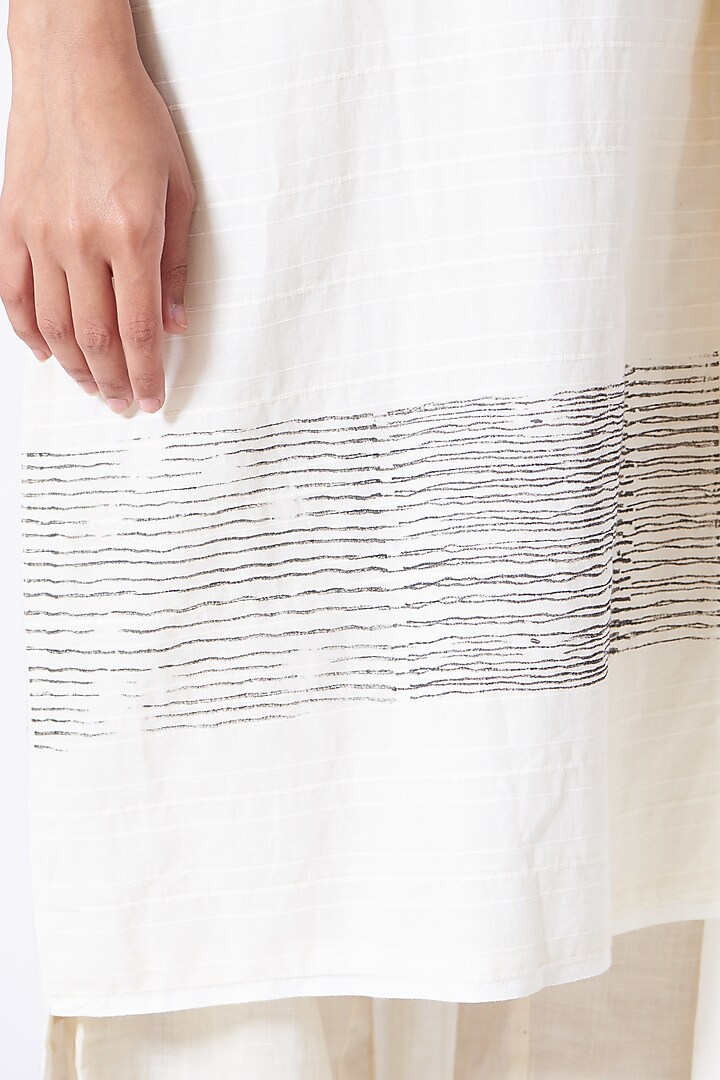 Antique White Hand Block Printed Long Tunic by Urvashi Kaur at Pernia's Pop Up Shop