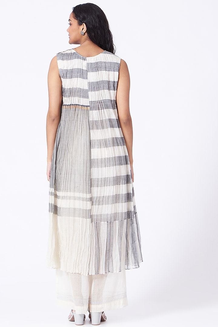 Antique White & Charcoal Pleated Vacation Dress by Urvashi Kaur at Pernia's Pop Up Shop