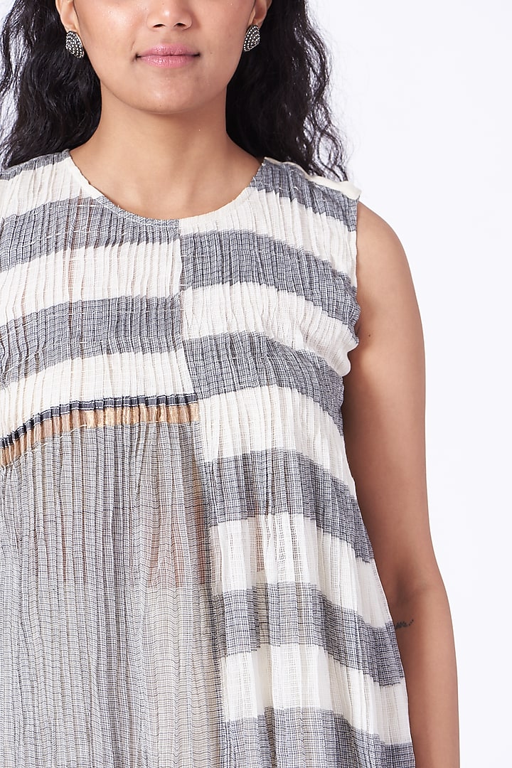 Antique White & Charcoal Pleated Vacation Dress by Urvashi Kaur at Pernia's Pop Up Shop