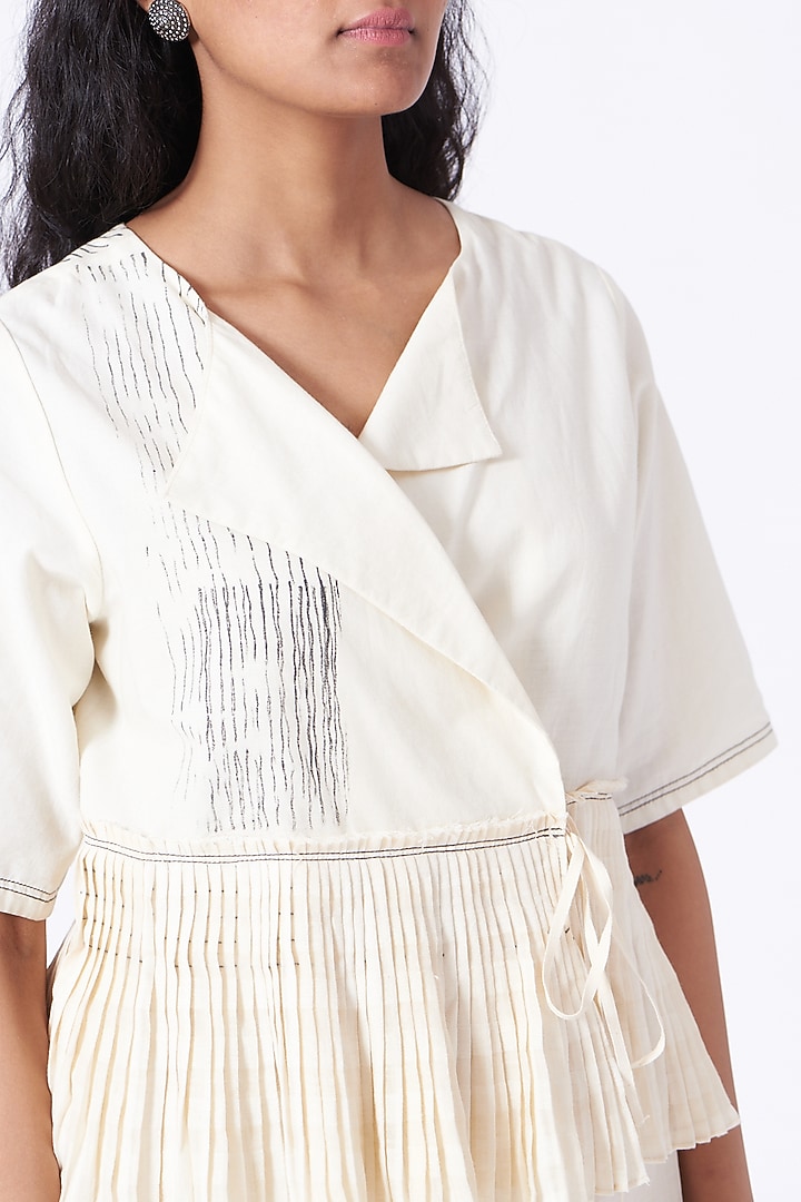 Antique White Cotton Linen Pants by Urvashi Kaur at Pernia's Pop Up Shop