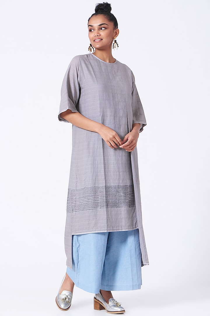 Pearl Grey Hand Block Printed Tunic by Urvashi Kaur