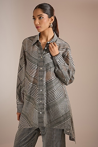 Black Handwoven Maheshwari Silk Checkered Paneled Shirt by Urvashi Kaur