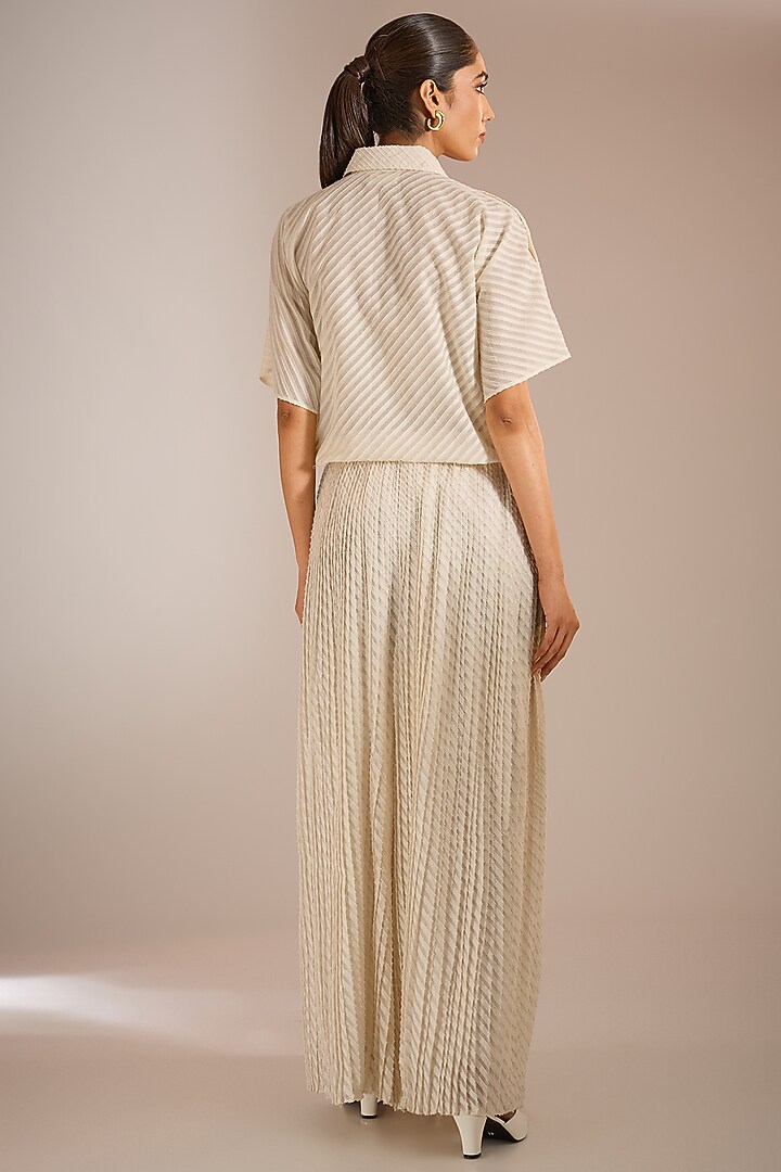 Shell White Cotton Textured Shirt by Urvashi Kaur at Pernia's Pop Up Shop
