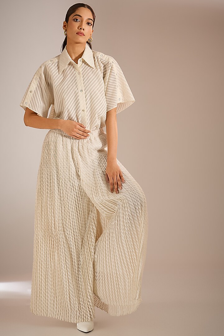 Shell White Cotton Textured Shirt by Urvashi Kaur at Pernia's Pop Up Shop