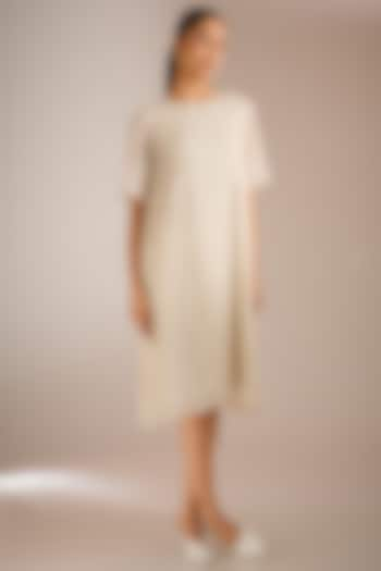 Ecru White Handwoven Chanderi Silk Pleated Shift Dress by Urvashi Kaur at Pernia's Pop Up Shop