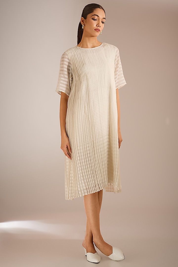 Ecru White Handwoven Chanderi Silk Pleated Shift Dress by Urvashi Kaur at Pernia's Pop Up Shop