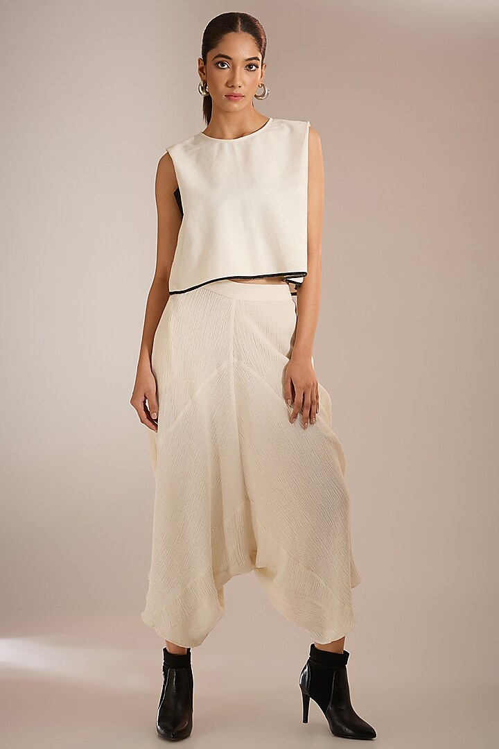 White Crinkle Cotton Pants by Urvashi Kaur at Pernia's Pop Up Shop