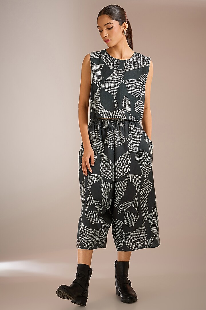 Charcoal Black Handloom Cotton Khadi Shibori Printed Crop Top by Urvashi Kaur at Pernia's Pop Up Shop
