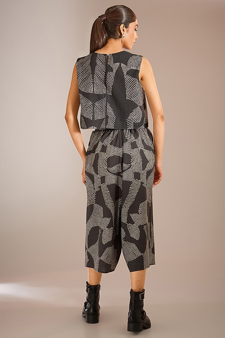 Charcoal Black Handloom Cotton Khadi Shibori Printed Crop Top by Urvashi Kaur at Pernia's Pop Up Shop