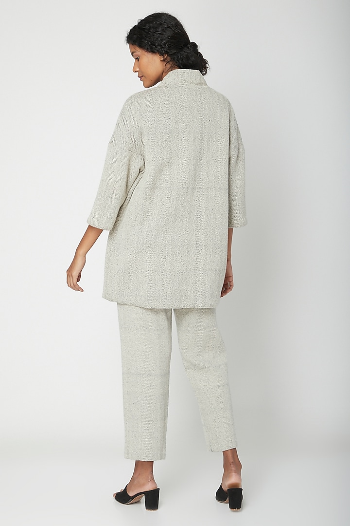 Ecru Cotton Reversible Jacket by Urvashi Kaur at Pernia's Pop Up Shop
