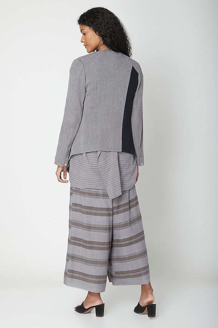 Grey Handwoven Cotton Jacket by Urvashi Kaur at Pernia's Pop Up Shop