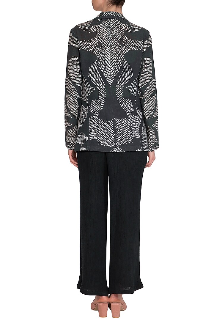 Black Shibori Bandhani Printed Light Jacket by Urvashi Kaur at Pernia's Pop Up Shop