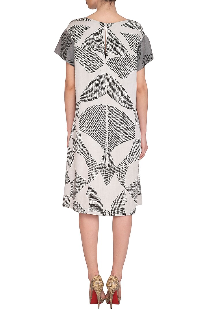 Grey Shibori Printed Panelled Vacation Dress by Urvashi Kaur at Pernia's Pop Up Shop