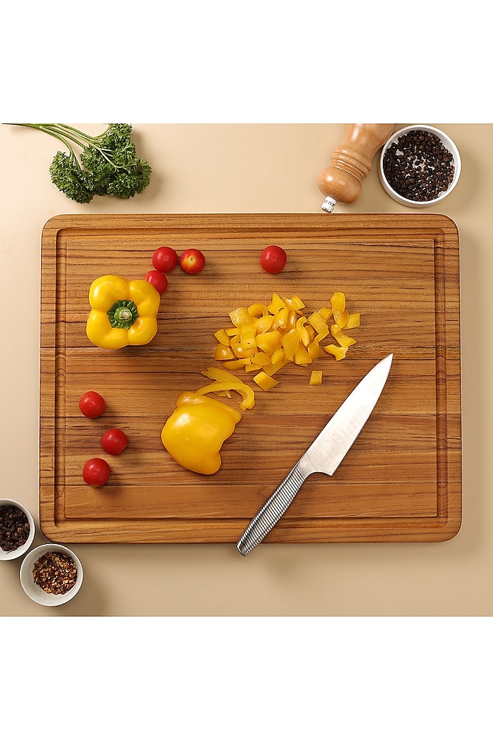 Natural Brown Wooden Chopping Board (Set of 2) Design by Araana Home at  Pernia's Pop Up Shop 2023