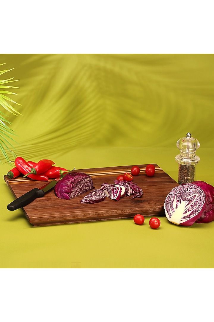 Brown American Walnut Chopping Board by Utopia Choice at Pernia's Pop Up Shop