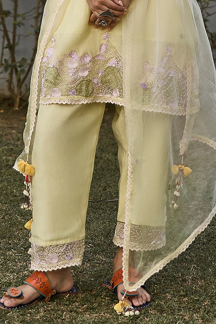 Yellow Handwoven Chanderi Hand Applique Embroidered Short Kurta Set by VAANI BESWAL at Pernia's Pop Up Shop