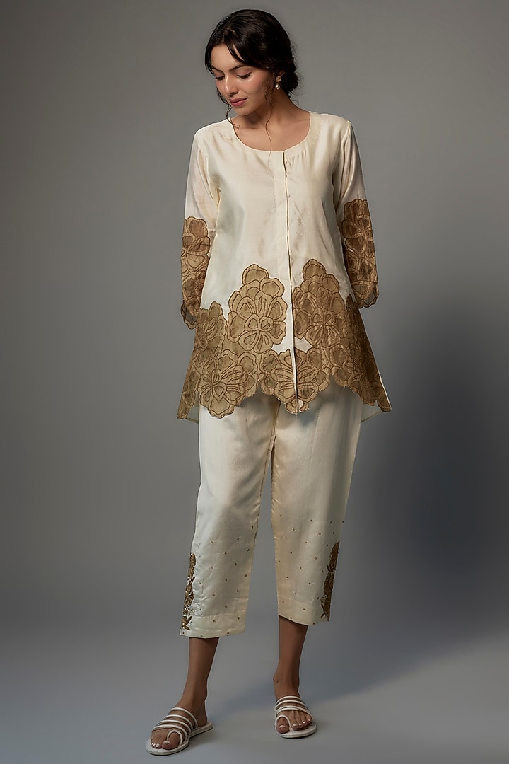 Ivory Silk Embroidered CoOrd Set Design by VAANI BESWAL at Pernia's