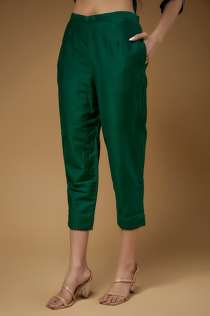 Green Handwoven Cotton Silk & Organza Hand Embroidered Asymmetrical Kurta Set by VAANI BESWAL at Pernia's Pop Up Shop