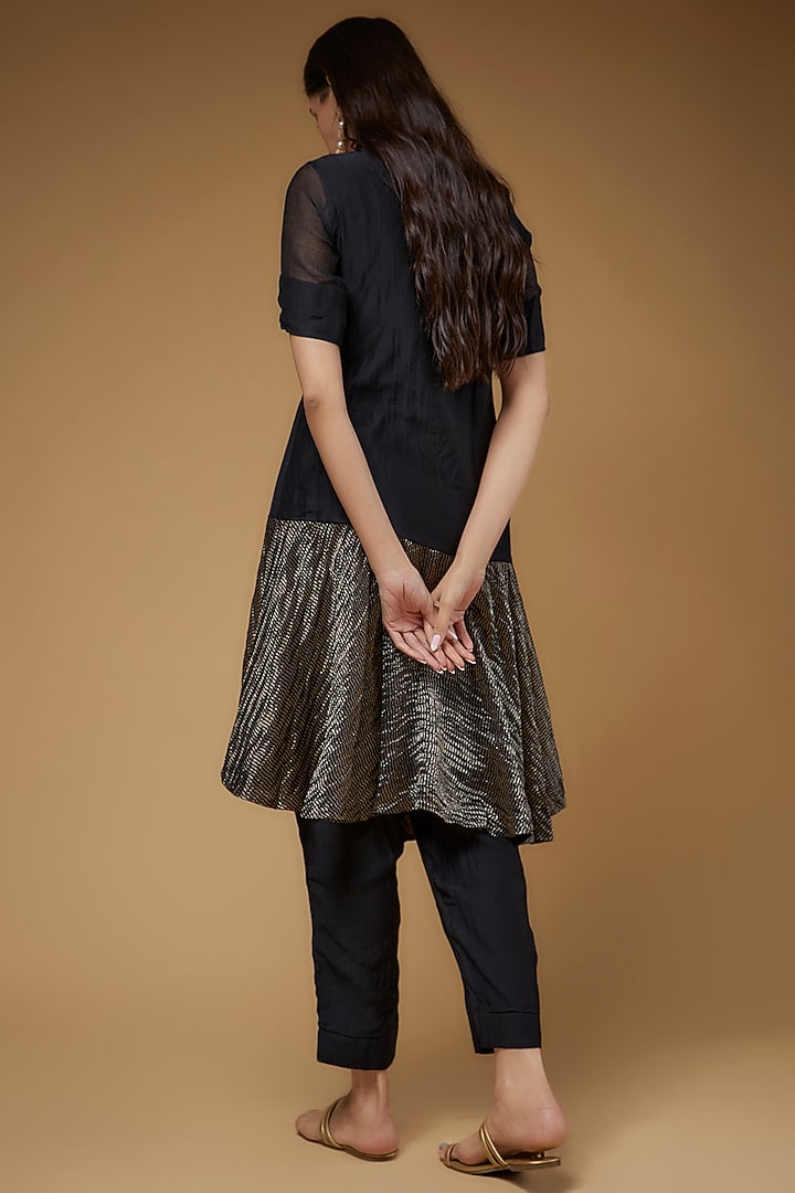 Black Handwoven Chanderi Tunic Set by VAANI BESWAL at Pernia's Pop Up Shop