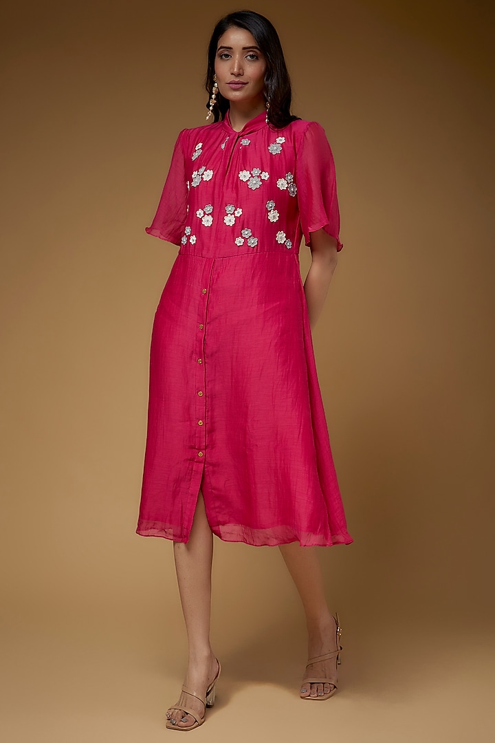 Pink Malai Chanderi Floral Embroidered Dress by VAANI BESWAL