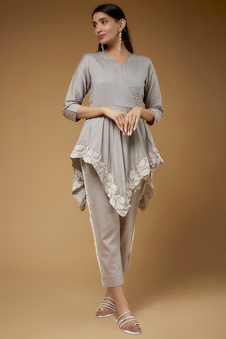 Grey Handwoven Cotton Silk Applique Embroidered Co-Ord Set by VAANI BESWAL
