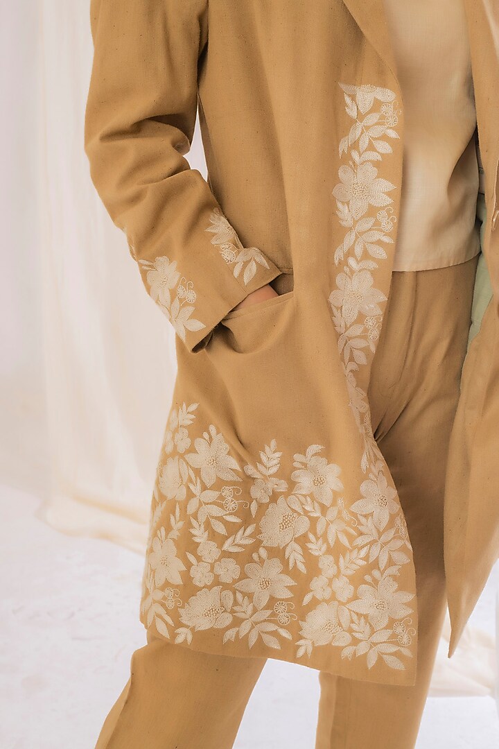 Beige Embroidered Coat by VAANI BESWAL at Pernia's Pop Up Shop