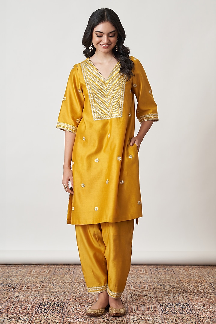Yellow Pure Silk Chanderi Kurta Set by Vaaya at Pernia's Pop Up Shop