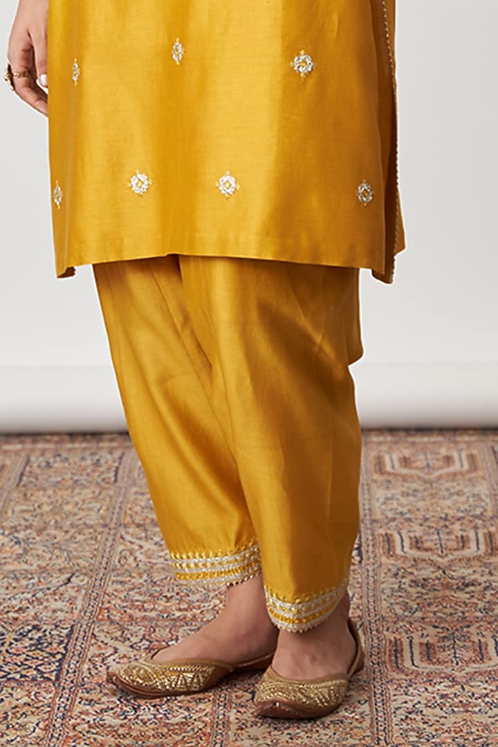 Yellow Pure Silk Chanderi Kurta Set by Vaaya at Pernia's Pop Up Shop