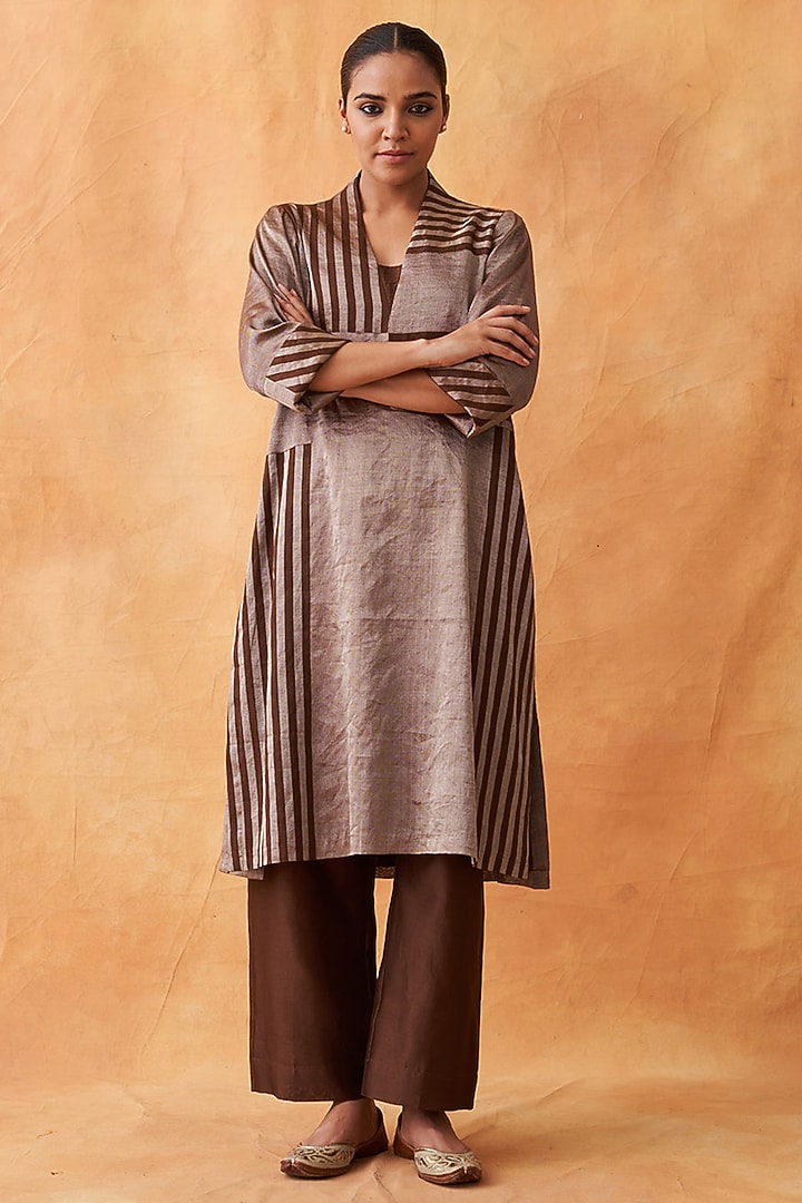 Silver & Brown Pure Silk Tissue Chanderi Kurta Set by Vaaya at Pernia's Pop Up Shop