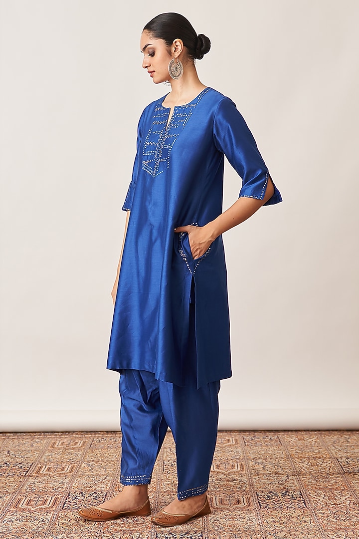 Sapphire Blue Pure Silk Chanderi Kurta Set by Vaaya at Pernia's Pop Up Shop