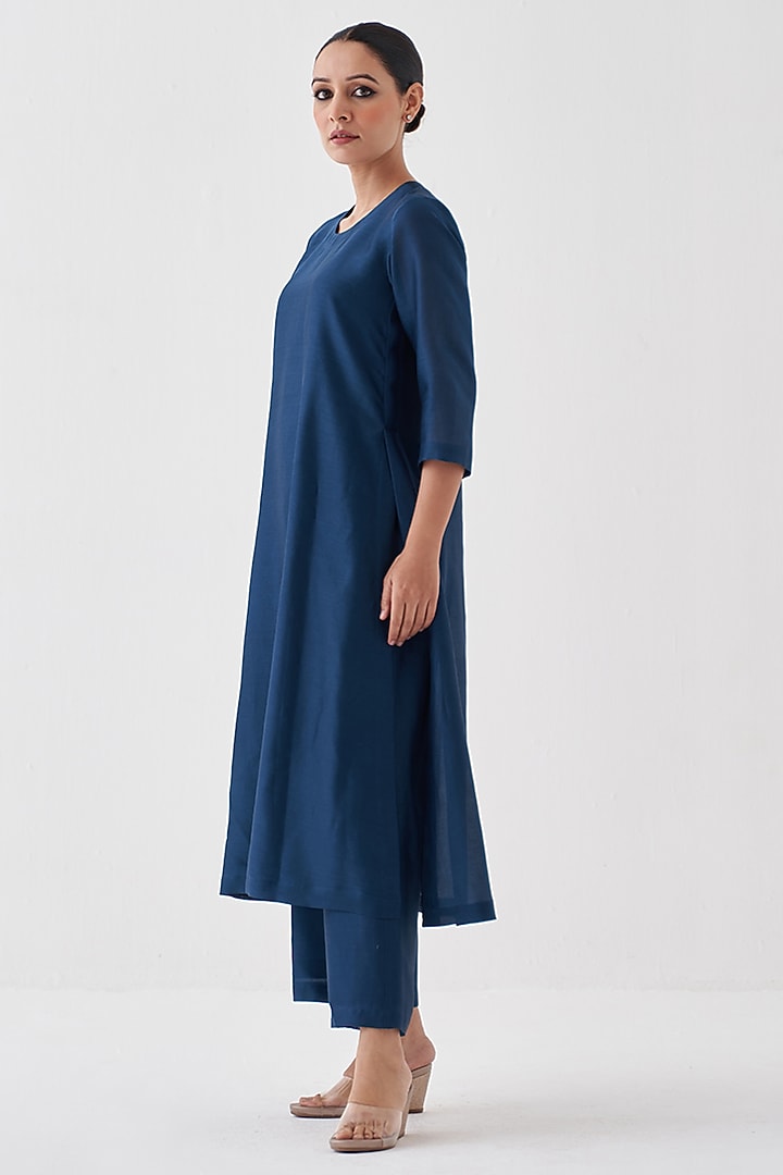 Midnight Blue Handwoven Silk Chanderi Kurta Set by Vaaya at Pernia's Pop Up Shop