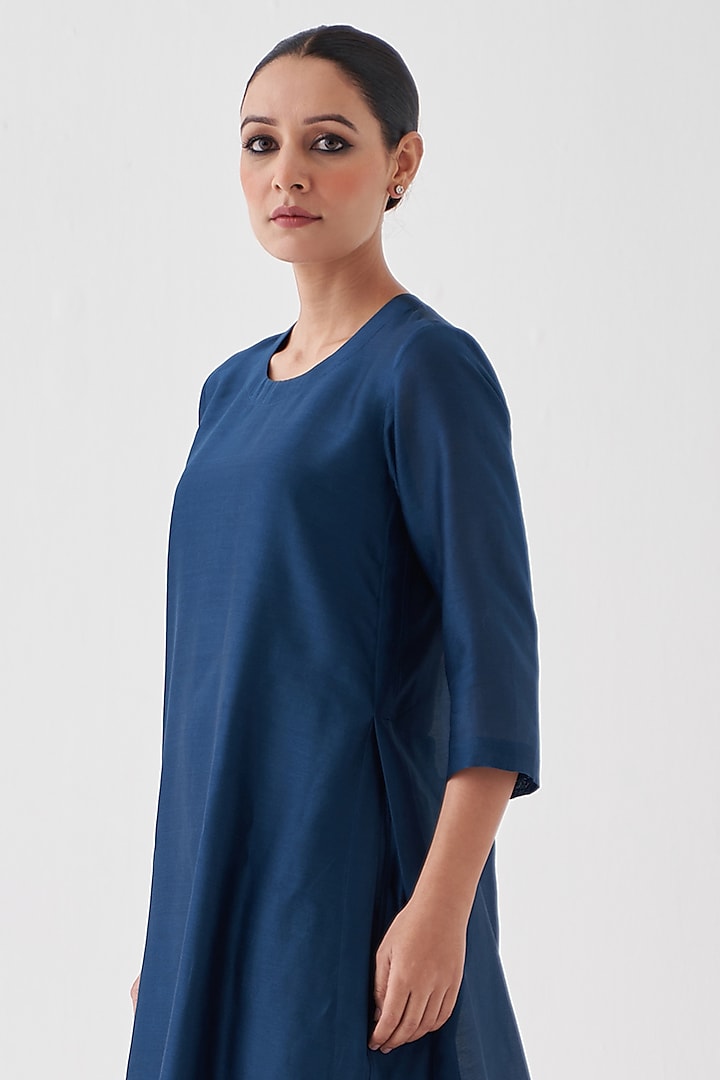Midnight Blue Handwoven Silk Chanderi Kurta Set by Vaaya at Pernia's Pop Up Shop