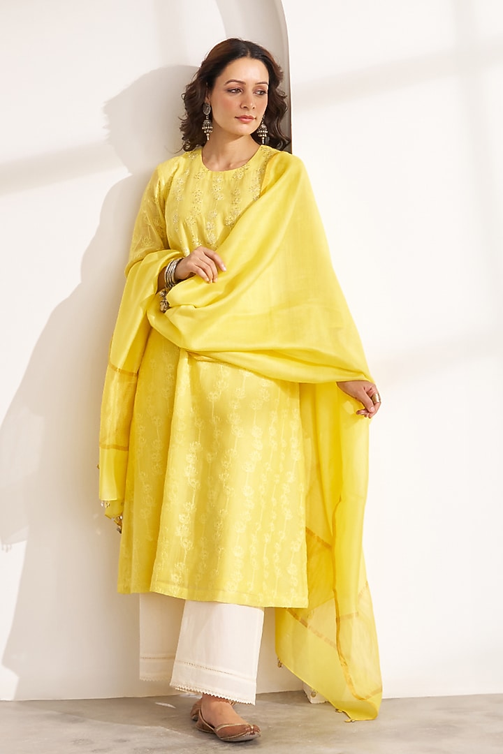 Yellow Silk Chanderi Lotus Embroidered Kurta Set by Vaaya at Pernia's Pop Up Shop