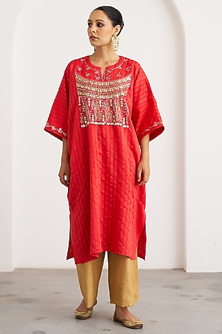 Red Silk Handwork Kaftan Set by Vaaya