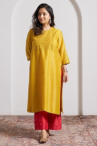 Yellow Silk Chanderi Handwork Kurta by Vaaya