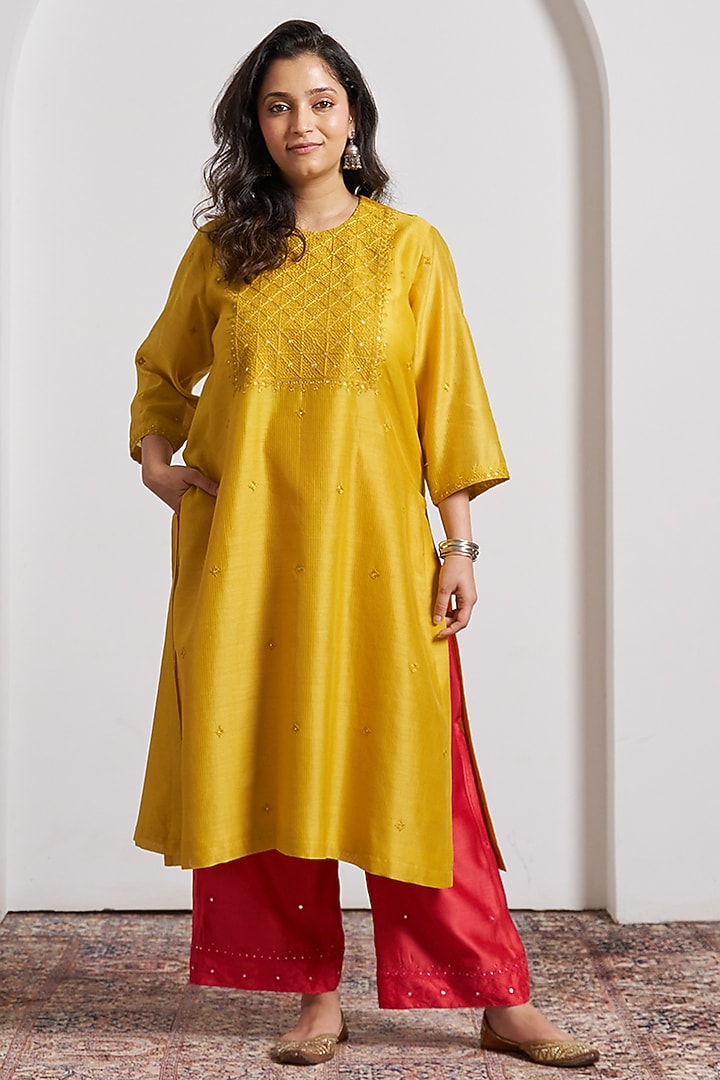 Yellow Silk Chanderi Handwork Kurta by Vaaya at Pernia's Pop Up Shop