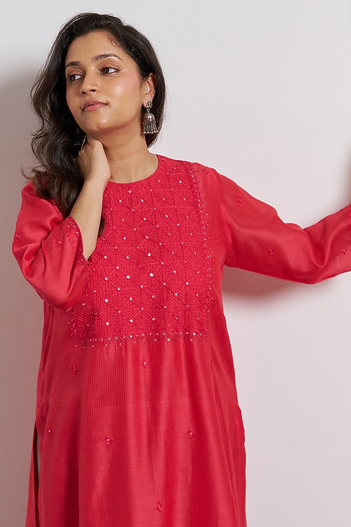 Red Silk Chanderi Handwork Kurta by Vaaya at Pernia's Pop Up Shop