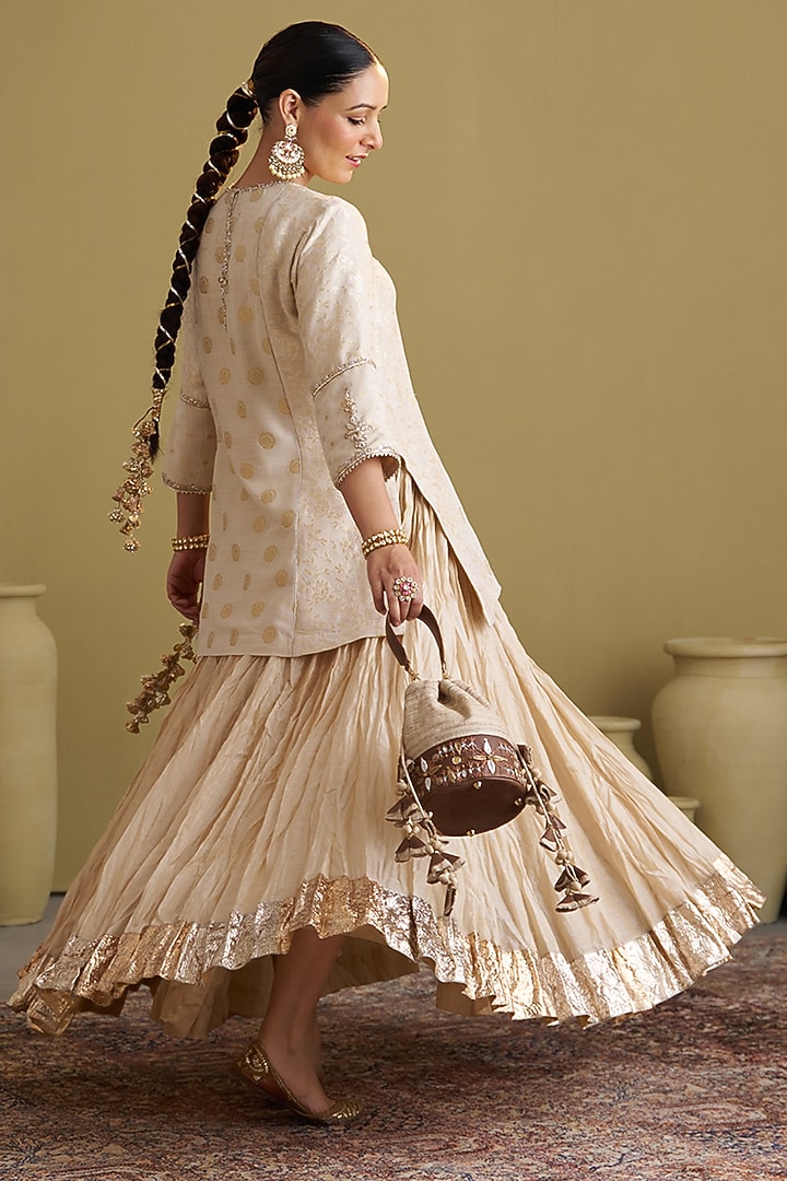Gold Crushed Silk Tissue Chanderi Wedding Lehenga Set by Vaaya at Pernia's Pop Up Shop
