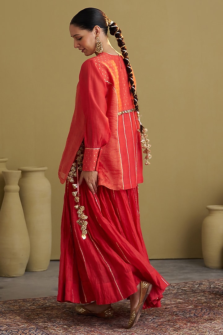 Red Mul Chanderi Handwork Crushed Wedding Lehenga Set by Vaaya at Pernia's Pop Up Shop